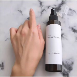 with WHITE TRUFFLE 白トリュフ菌醗酵化粧水 - 画像 (8)